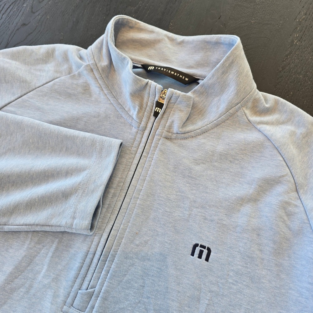 Travis Mathew Mens Medium Light Blue Heathered Quarter Zip Pullover Golf Sweater
